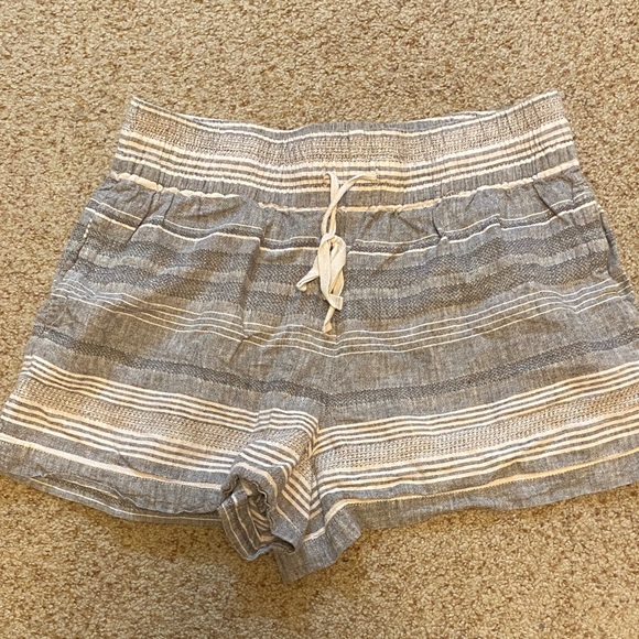 Artisan Ny Pants - Artisan Ny High Waist Gray and Cream Striped Shorts